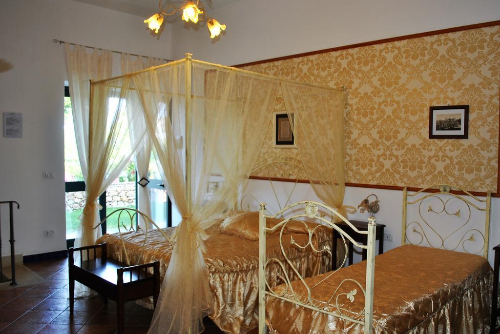Bed & Breakfast Al Palmento Cruillas 2*